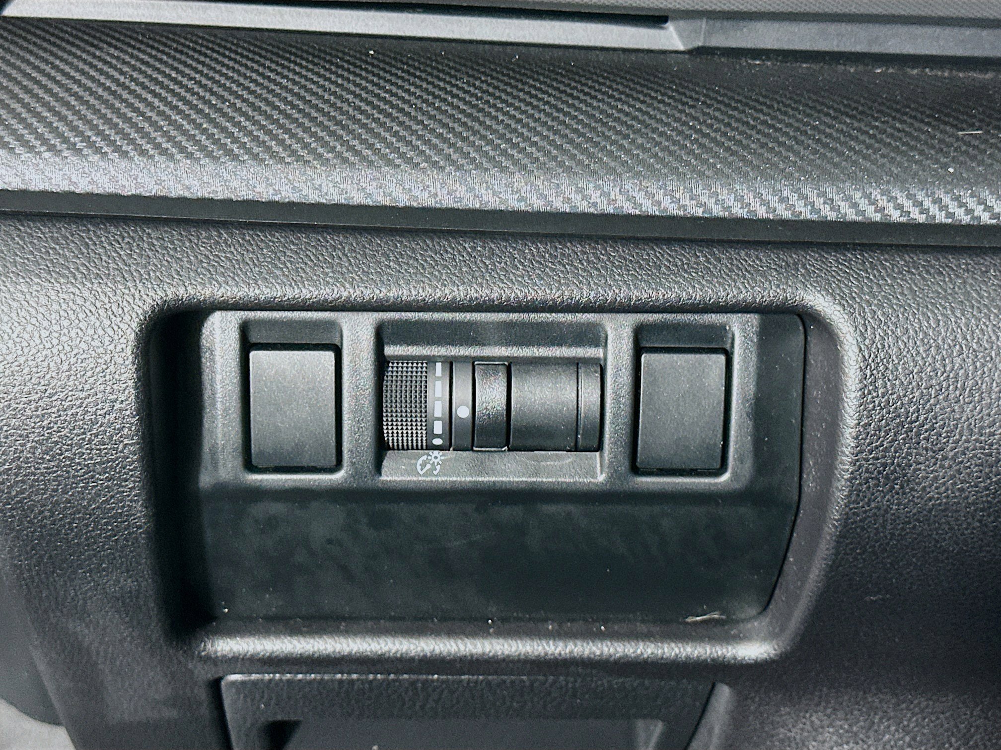 Used 2025 Subaru Crosstrek 2.5i Limited w/ Popular Package #3A image 16