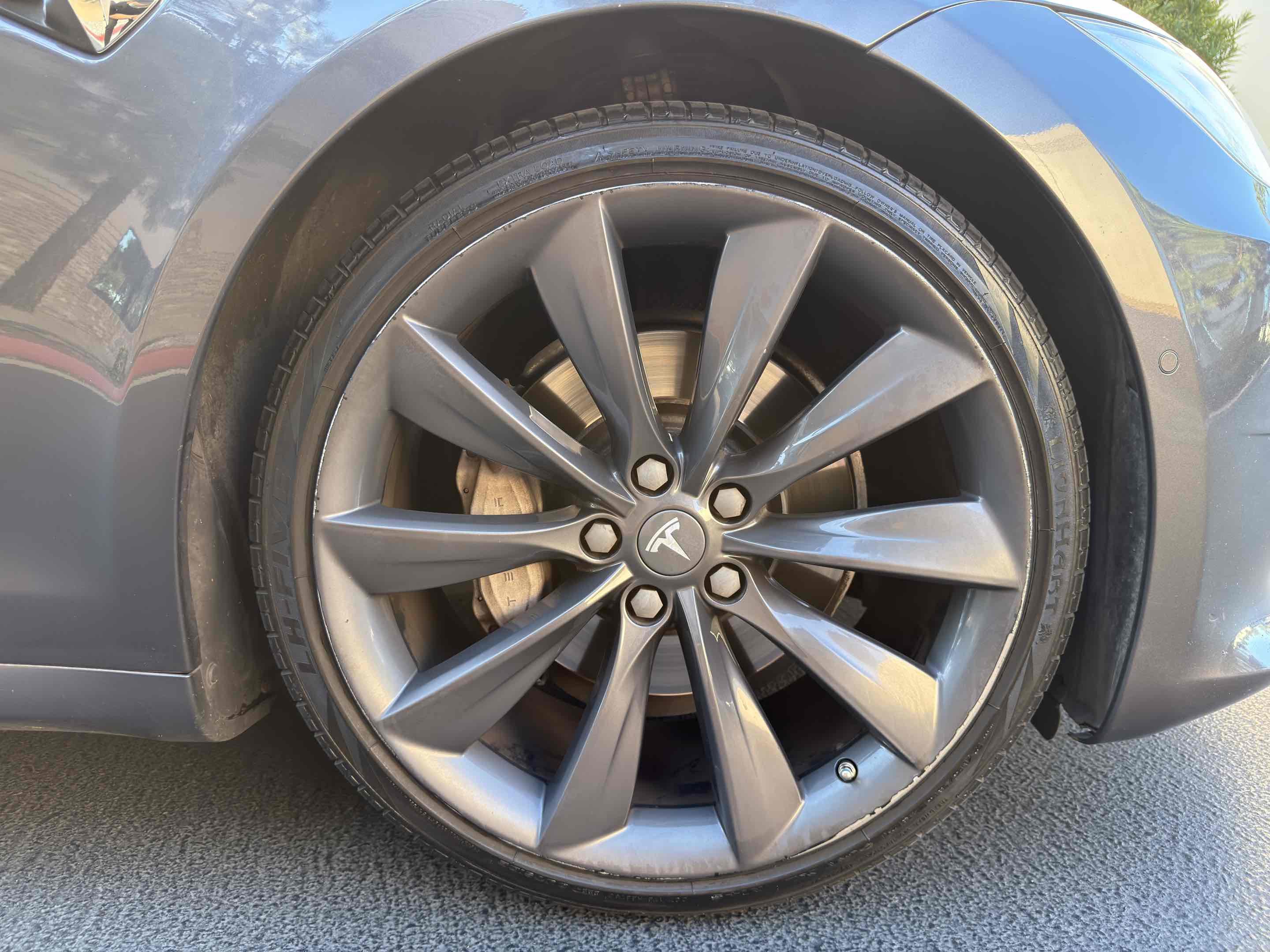 Used 2017 Tesla Model S 75 RWD image 17