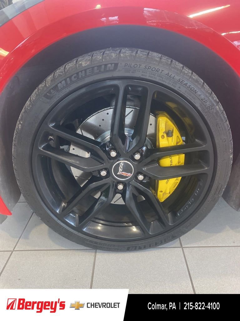 Certified 2015 Chevrolet Corvette Stingray Coupe w/ 3LT Preferred Equipment Group image 13