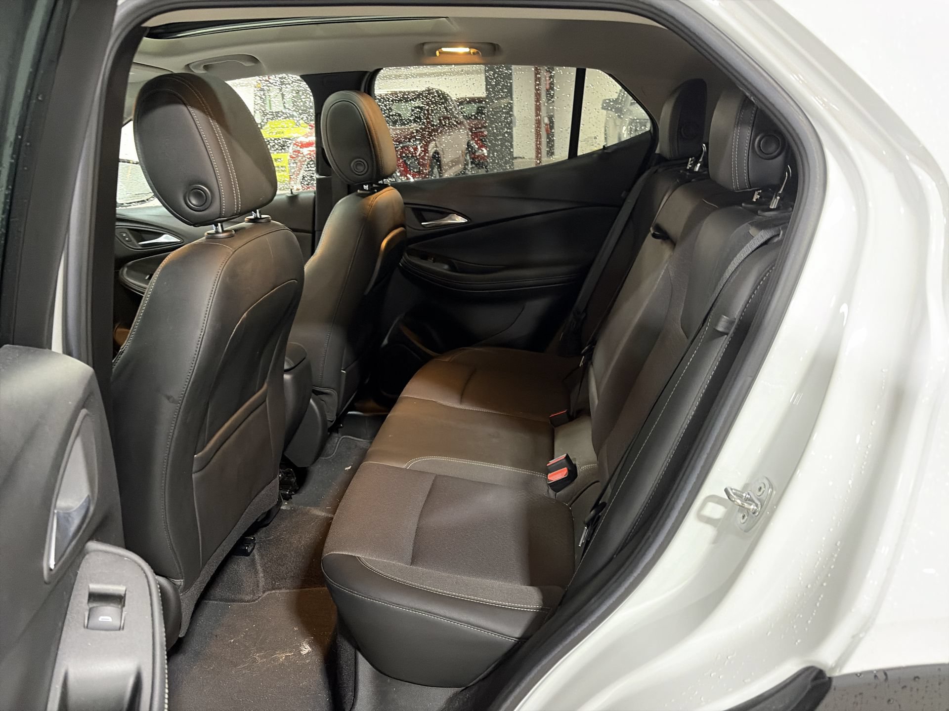 Used 2022 Buick Encore GX Select w/ Experience Buick Package AWD/4WD image 27