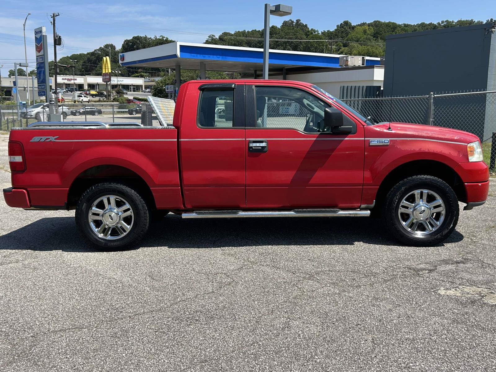 Used 2005 Ford F150 STX RWD image 2