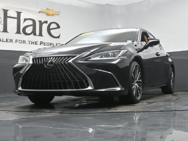 Used 2025 Lexus ES 350 w/ Premium Package FWD image 4