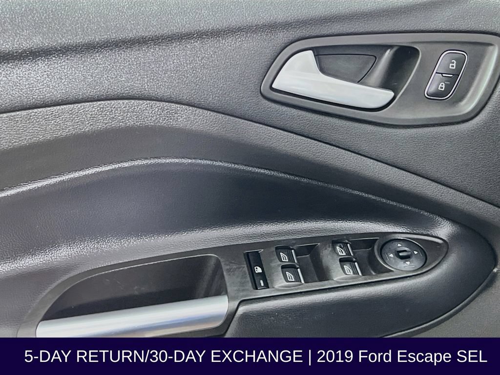 Used 2019 Ford Escape SEL FWD image 24
