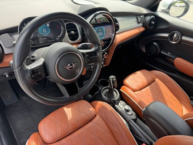Certified 2024 MINI Cooper S w/ Signature Upholstery Package FWD image 16