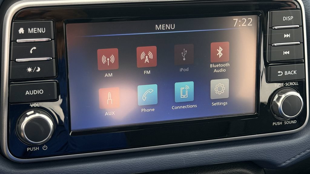 Used 2025 Nissan Versa SV FWD image 15