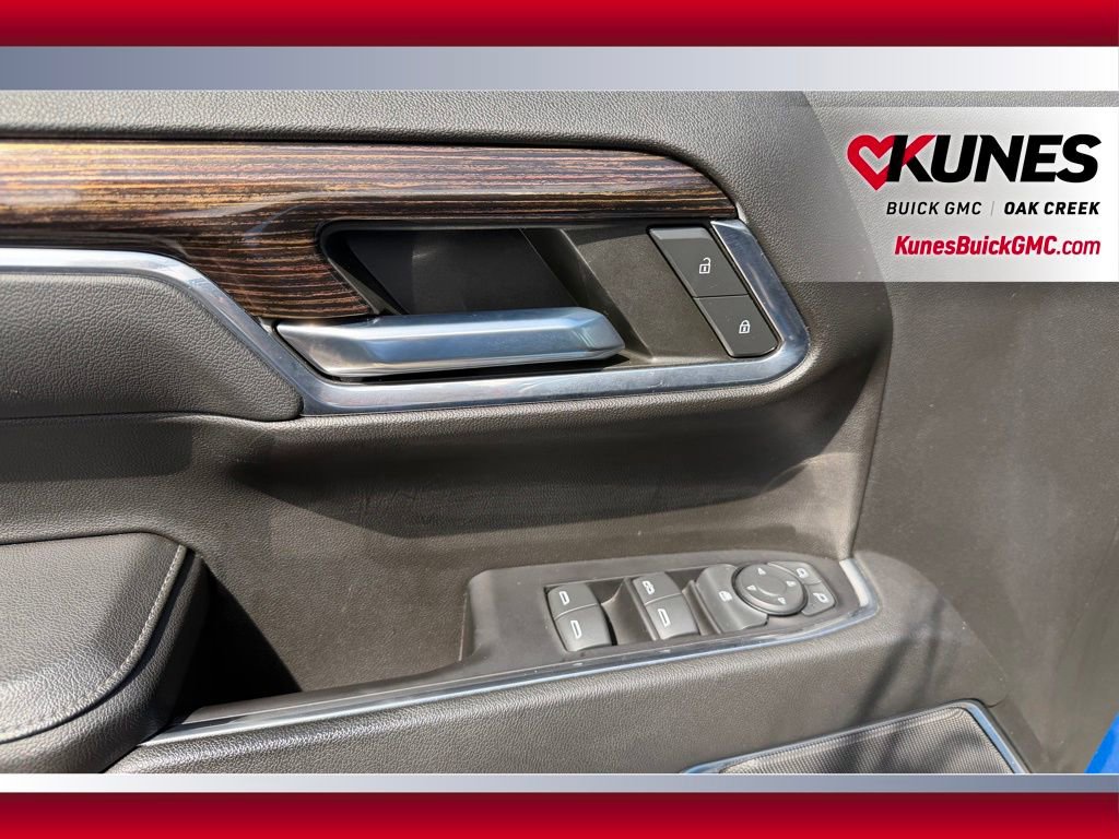 Used 2022 GMC Sierra 1500 Elevation w/ LPO, Elevation Black Package image 5