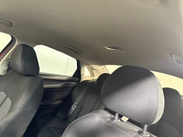 Used 2021 Kia K5 LX image 12