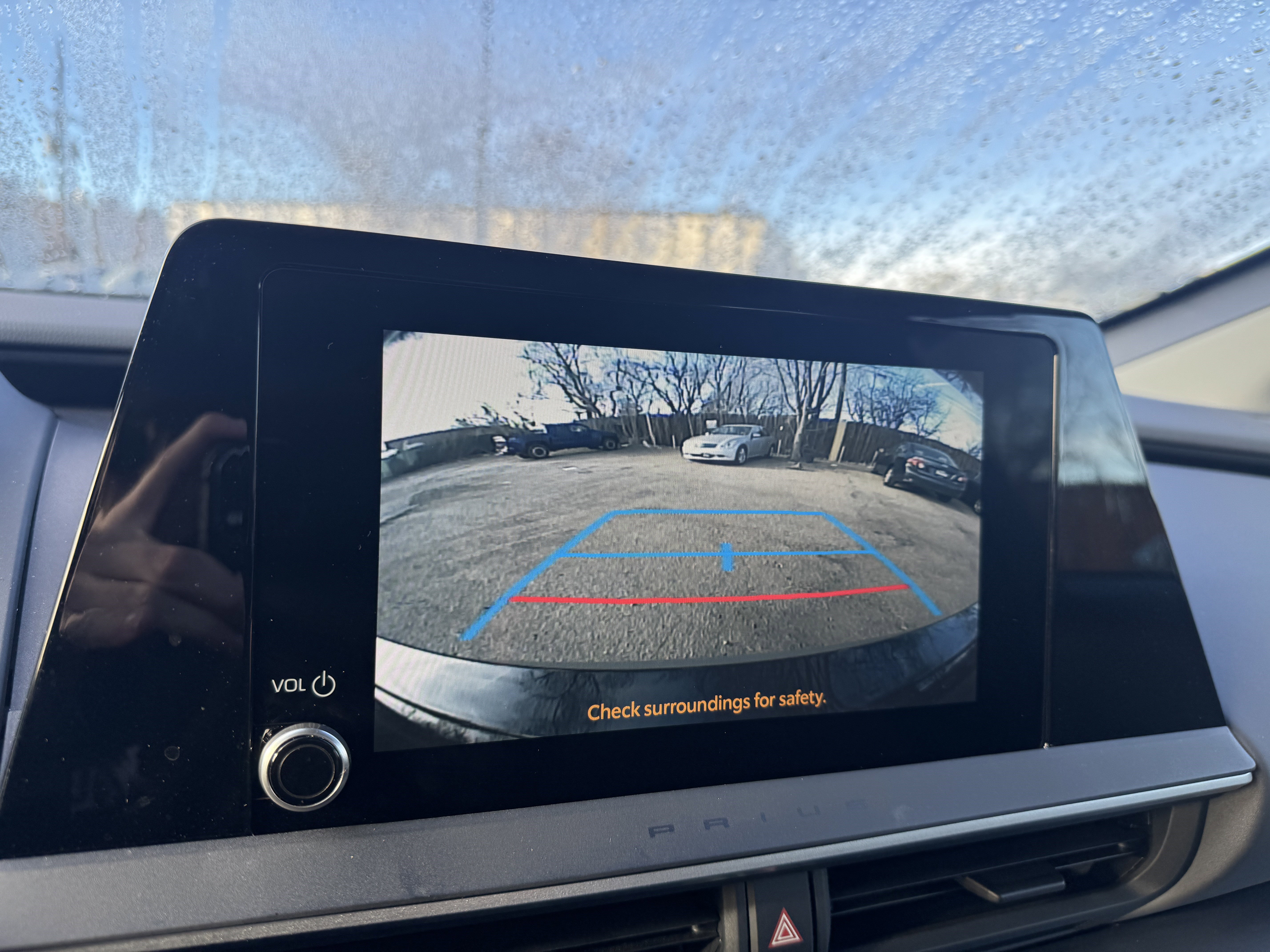 Used 2024 Toyota Prius LE image 25