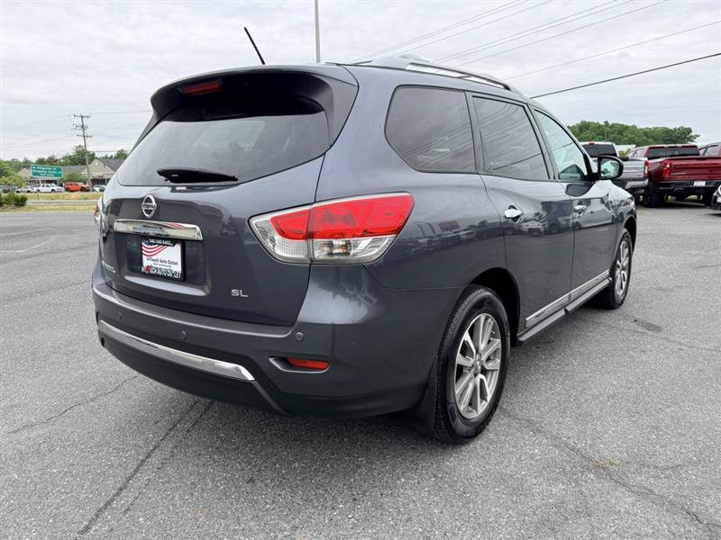 Used 2013 Nissan Pathfinder SL w/ Cargo Pkg FWD image 5