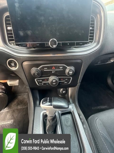 Used 2017 Dodge Charger SXT RWD image 14