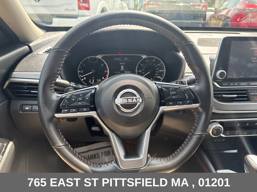 Used 2023 Nissan Altima 2.5 SR AWD/4WD image 23