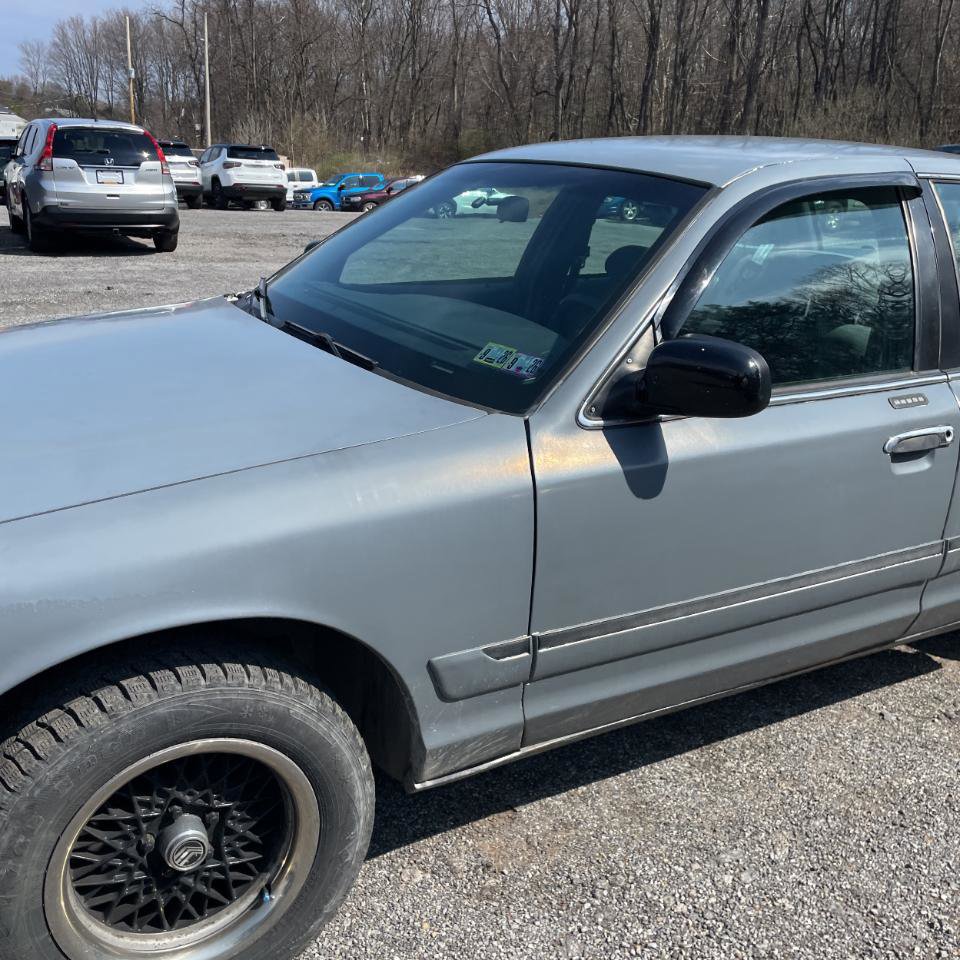 Used 2000 Mercury Grand Marquis GS image 4