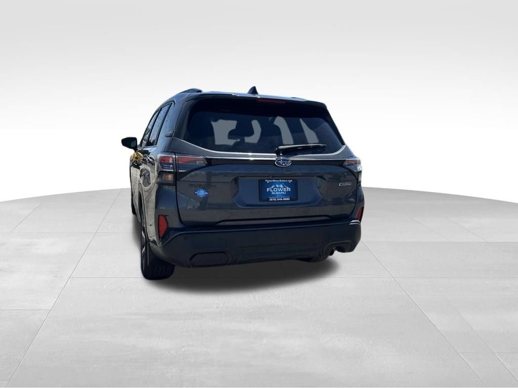 Used 2025 Subaru Forester Touring w/ Popular Package - Touring AWD/4WD image 7