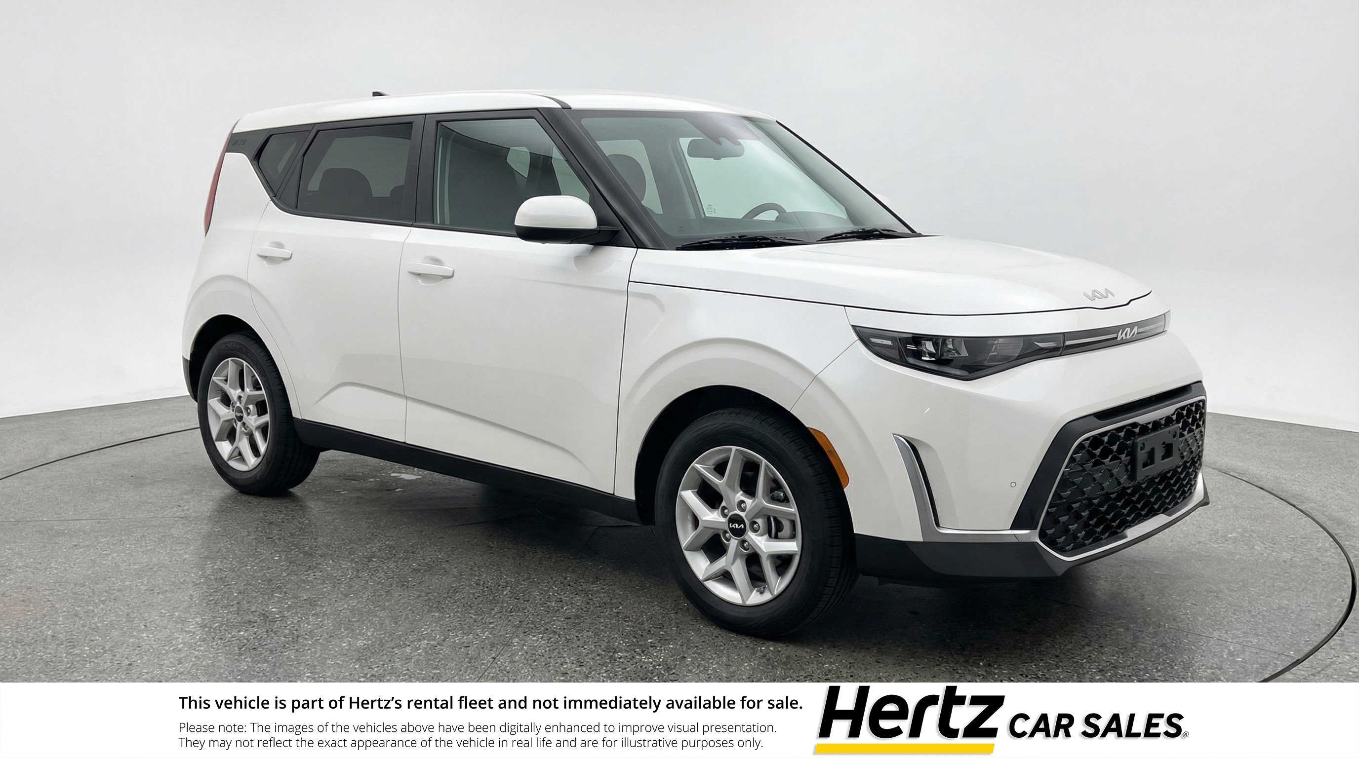 Used 2025 Kia Soul LX w/ LX Technology Package FWD image 1