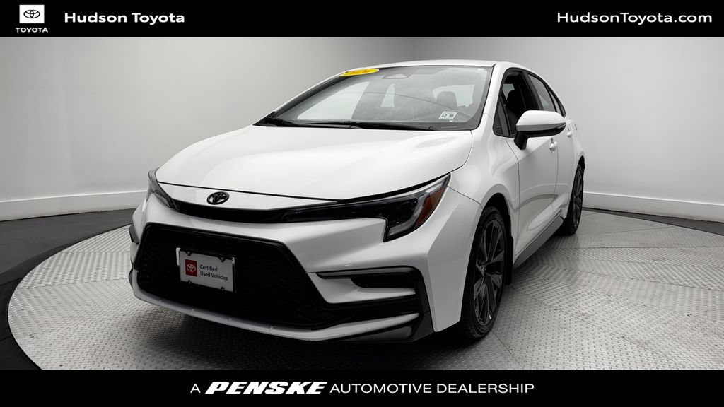 Used 2026 Toyota Corolla SE w/ SE Package