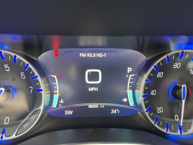 Used 2025 Chrysler Pacifica Limited image 34