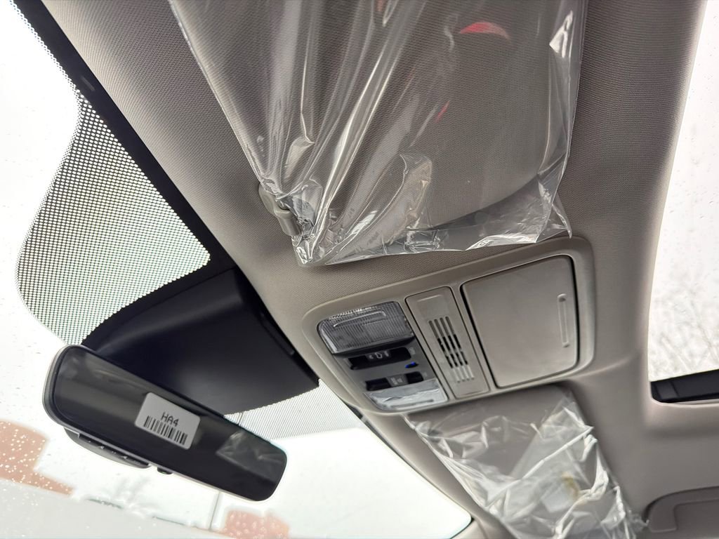 New 2026 Honda Odyssey Touring image 34