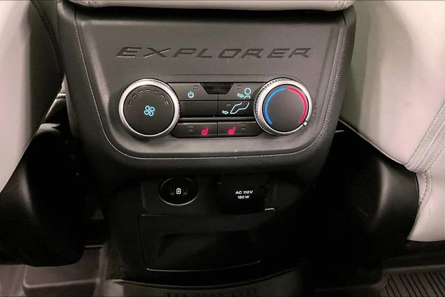Used 2025 Ford Explorer Platinum w/ Ultimate Package image 30