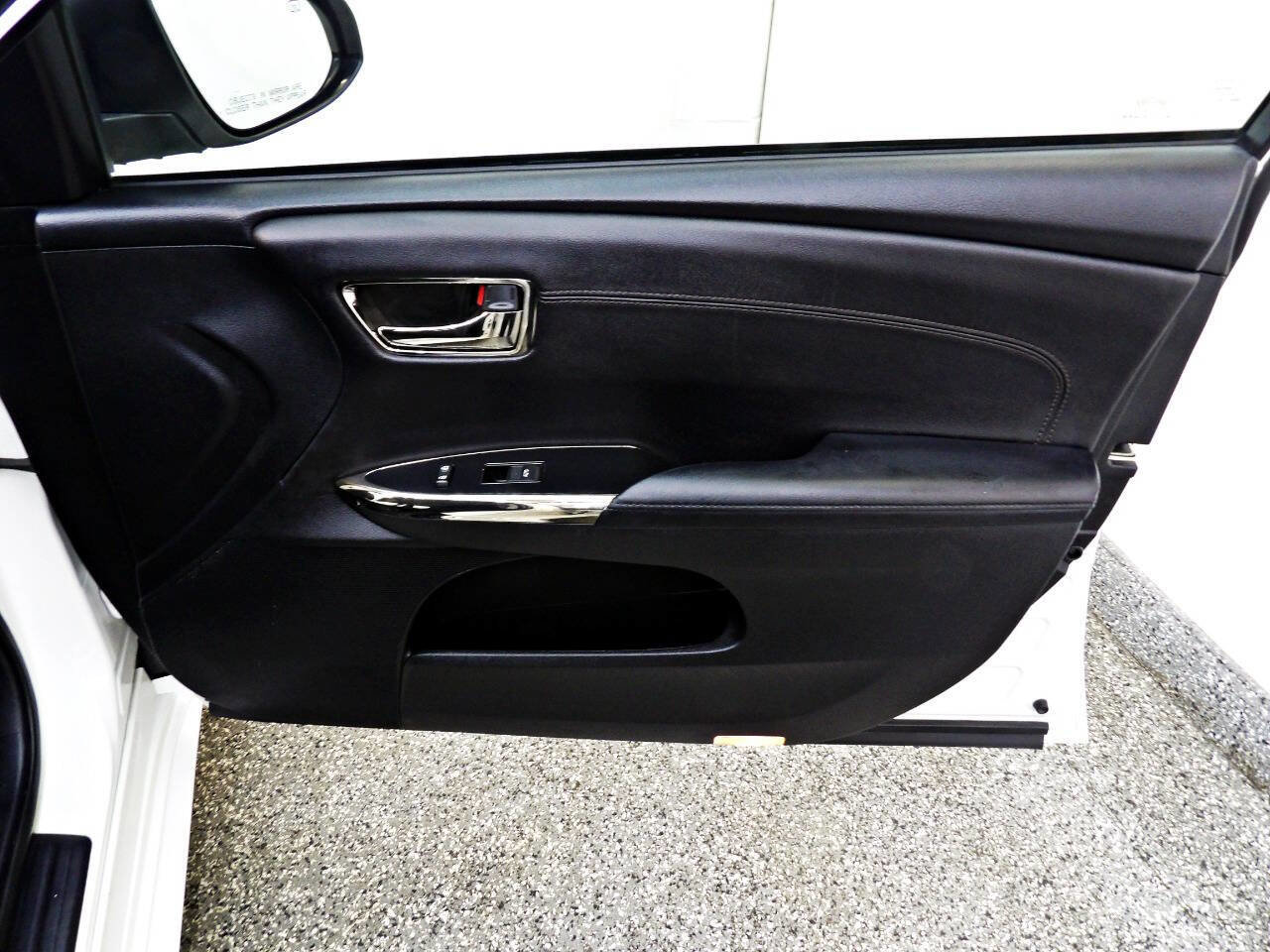 Used 2015 Toyota Avalon XLE Premium FWD image 11