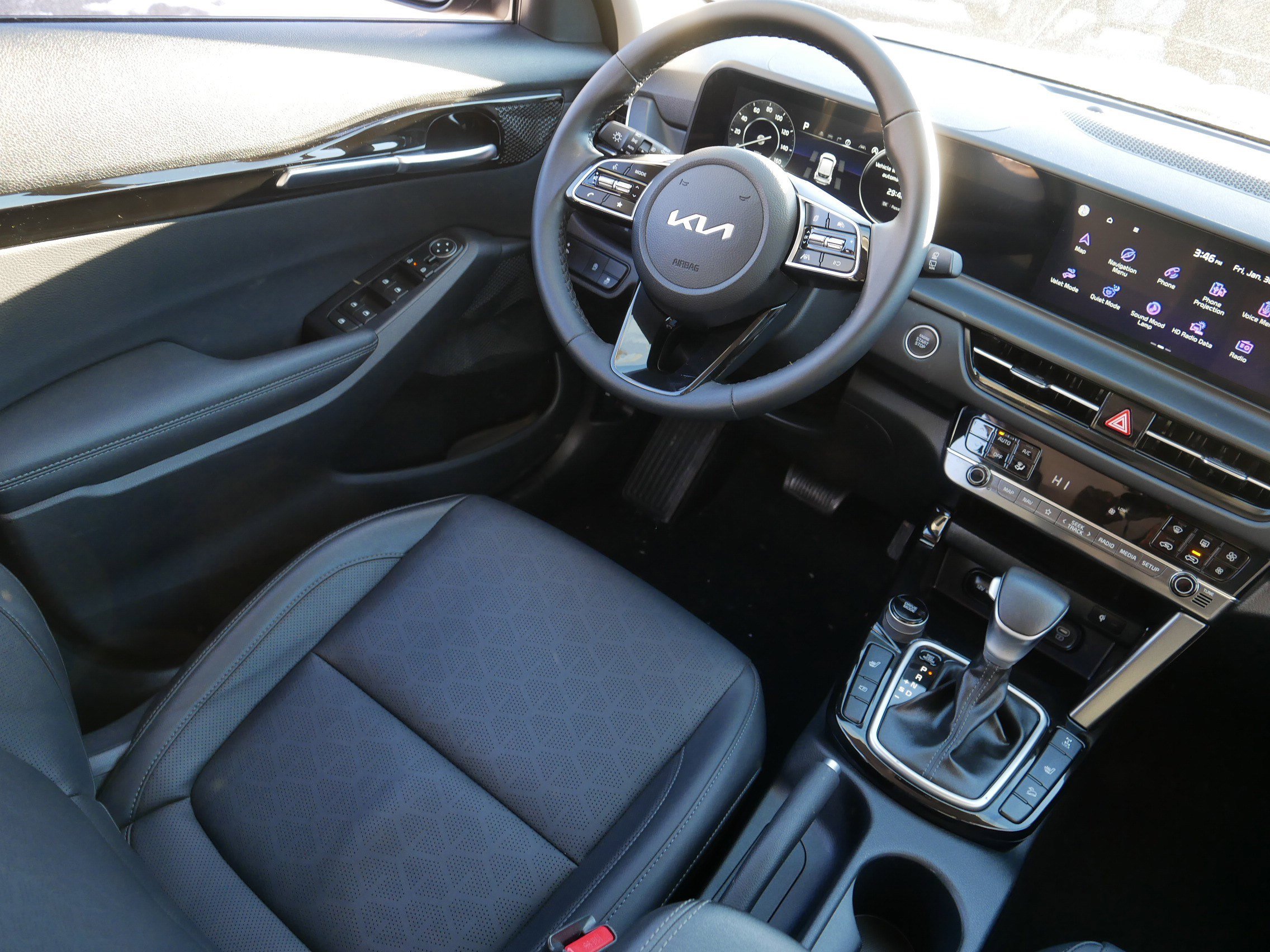 Certified 2024 Kia Seltos EX image 9