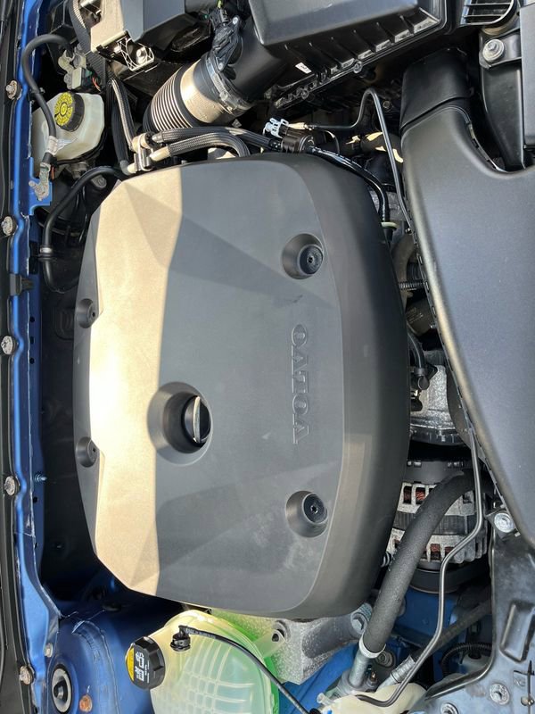 Used 2019 Volvo XC40 T5 R-Design image 27