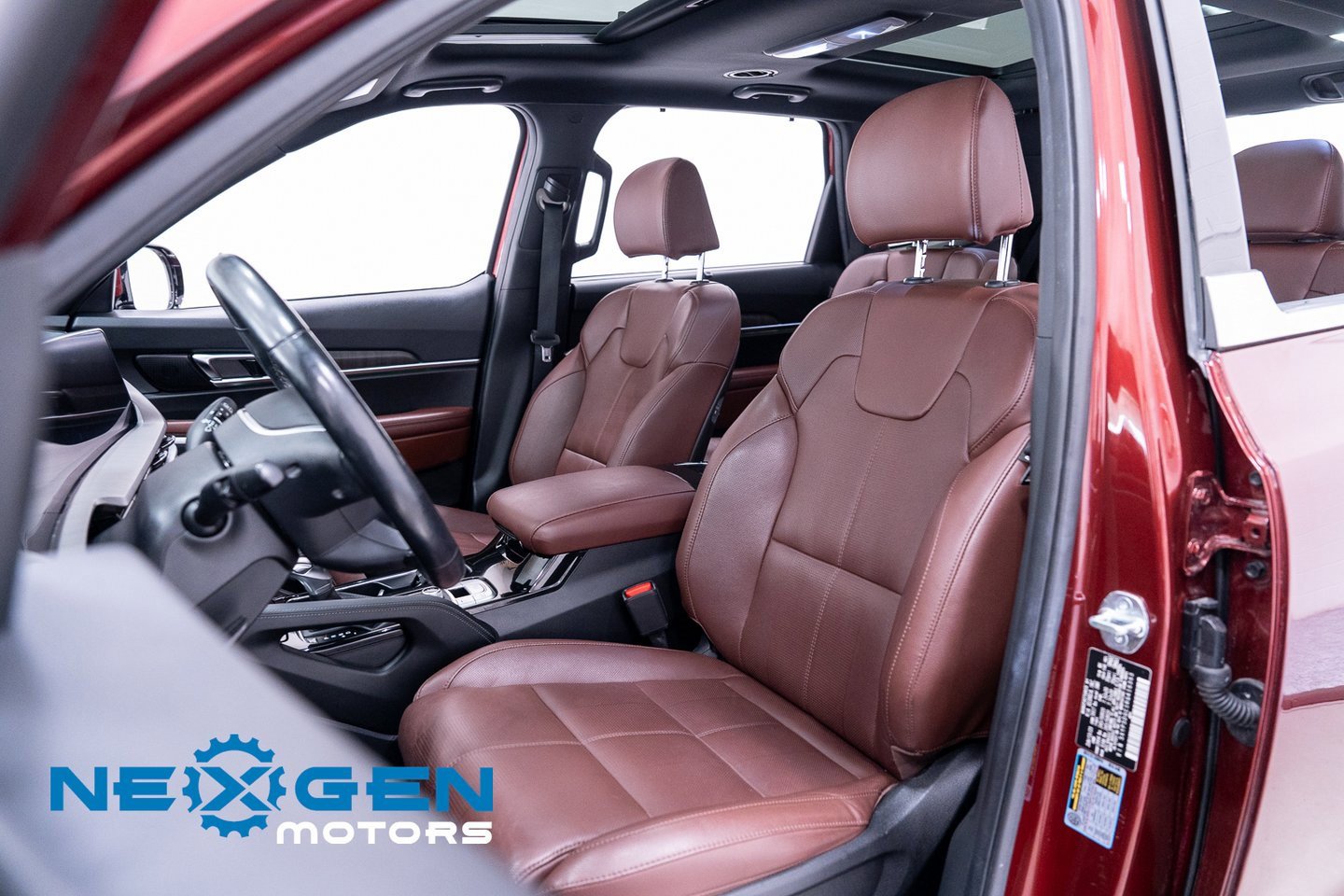 Used 2024 Kia Telluride SX image 28