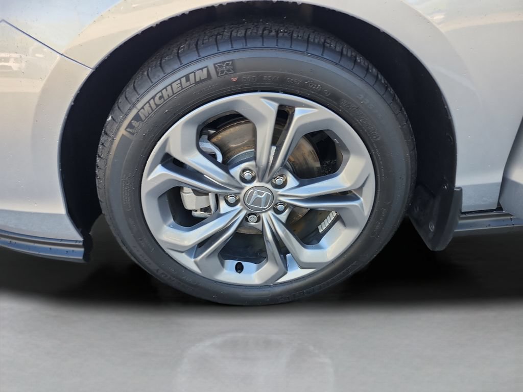 Certified 2024 Honda Accord EX image 36
