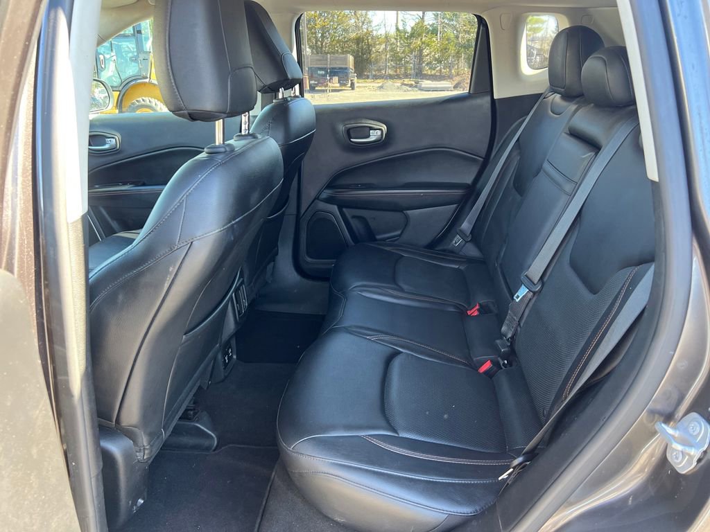 Used 2017 Jeep Compass Limited w/ Navigation Group image 15