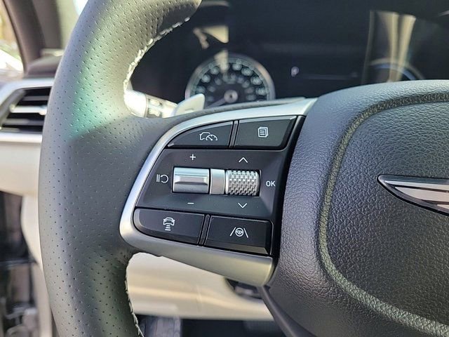 Used 2025 Genesis G70 2.5T RWD image 20