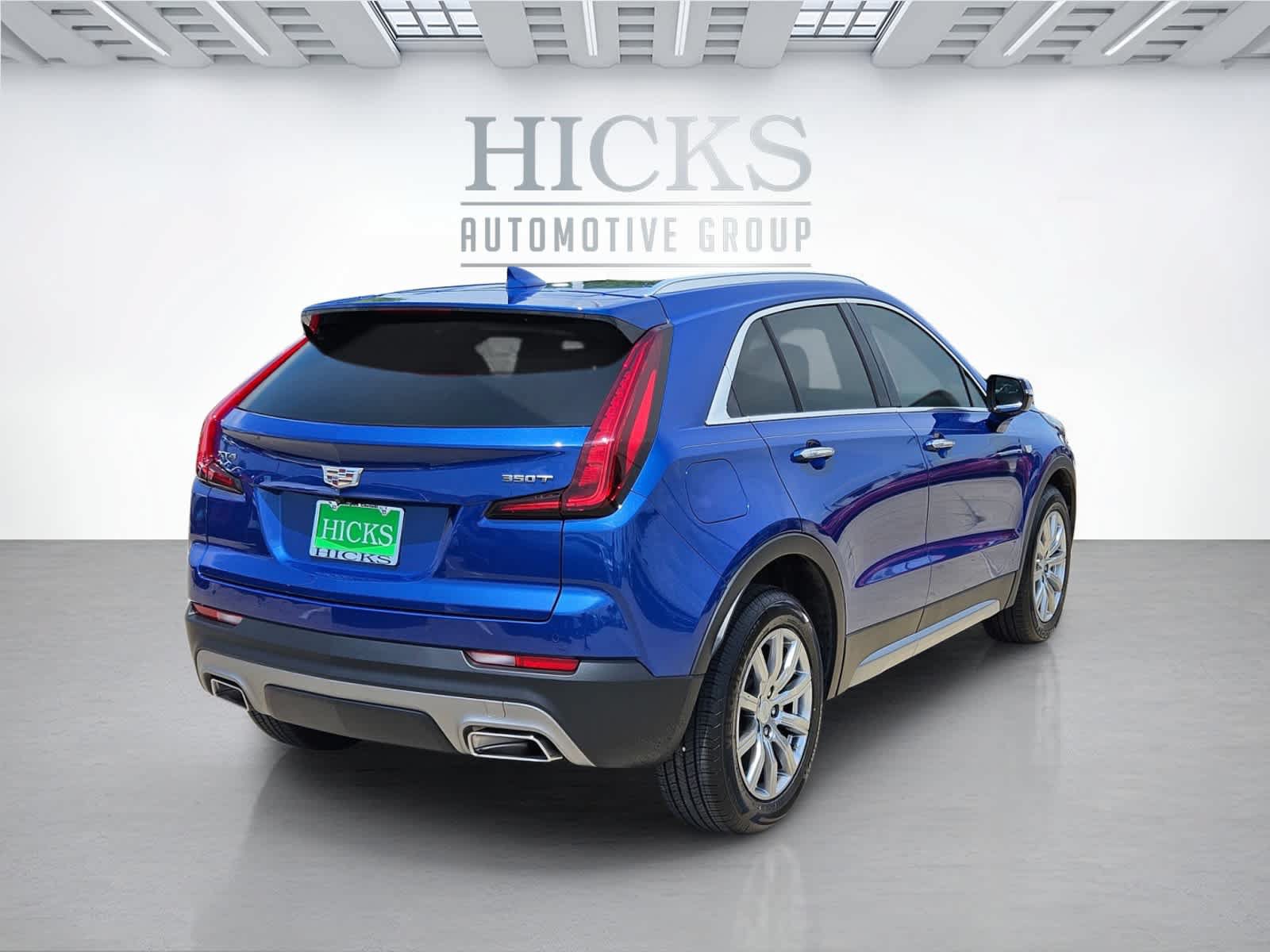 Used 2021 Cadillac XT4 Premium Luxury FWD image 5