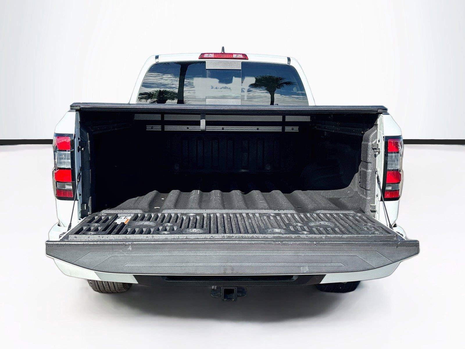 Used 2024 Nissan Frontier SV RWD image 24