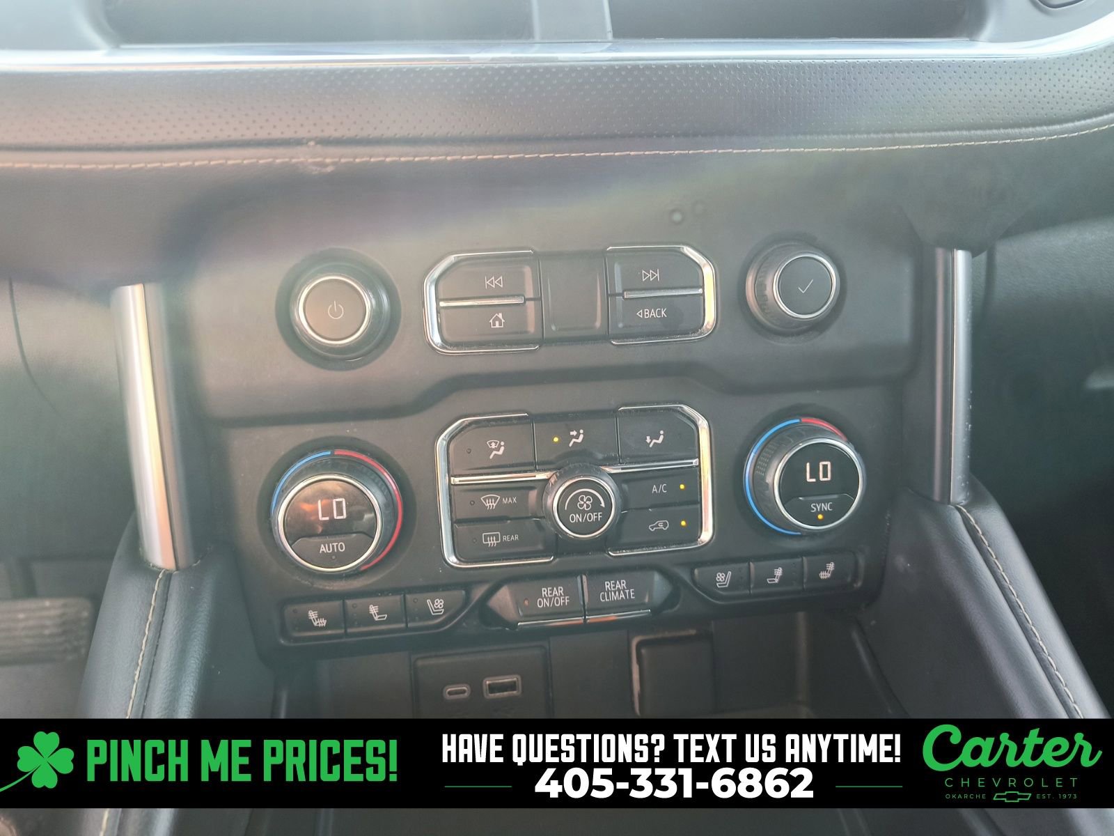 Used 2023 Chevrolet Suburban Premier image 28