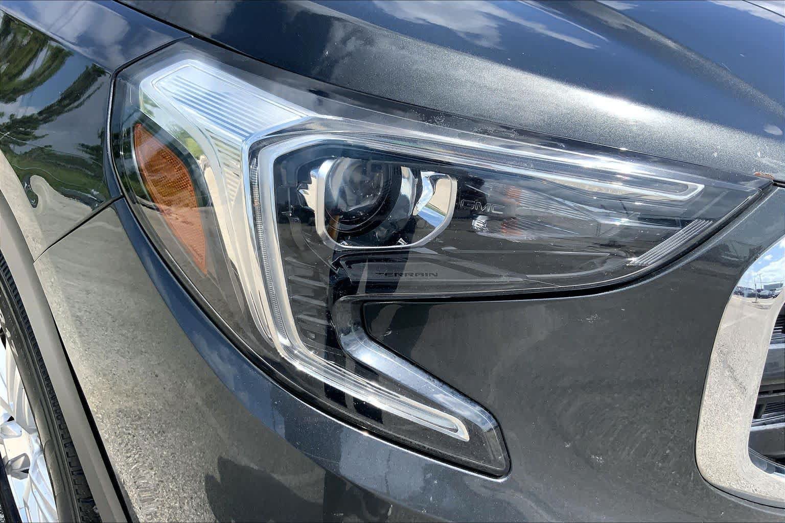 Used 2018 GMC Terrain SLE w/ Driver Convenience Package FWD image 27