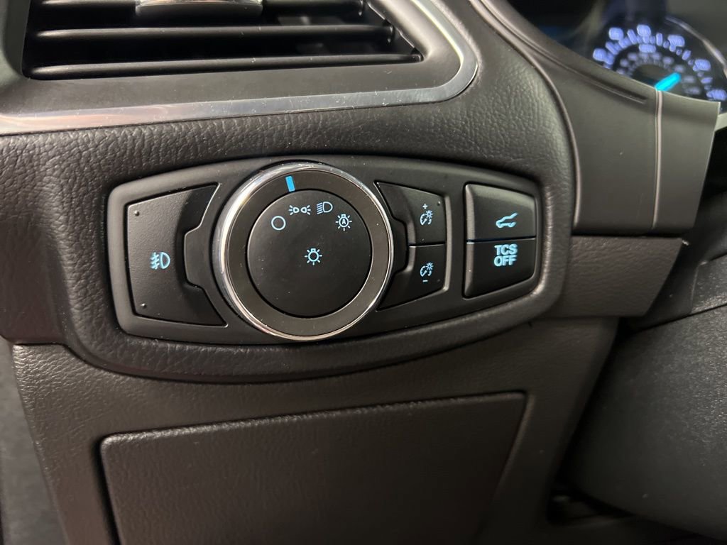 Certified 2024 Ford Edge Titanium AWD/4WD image 23