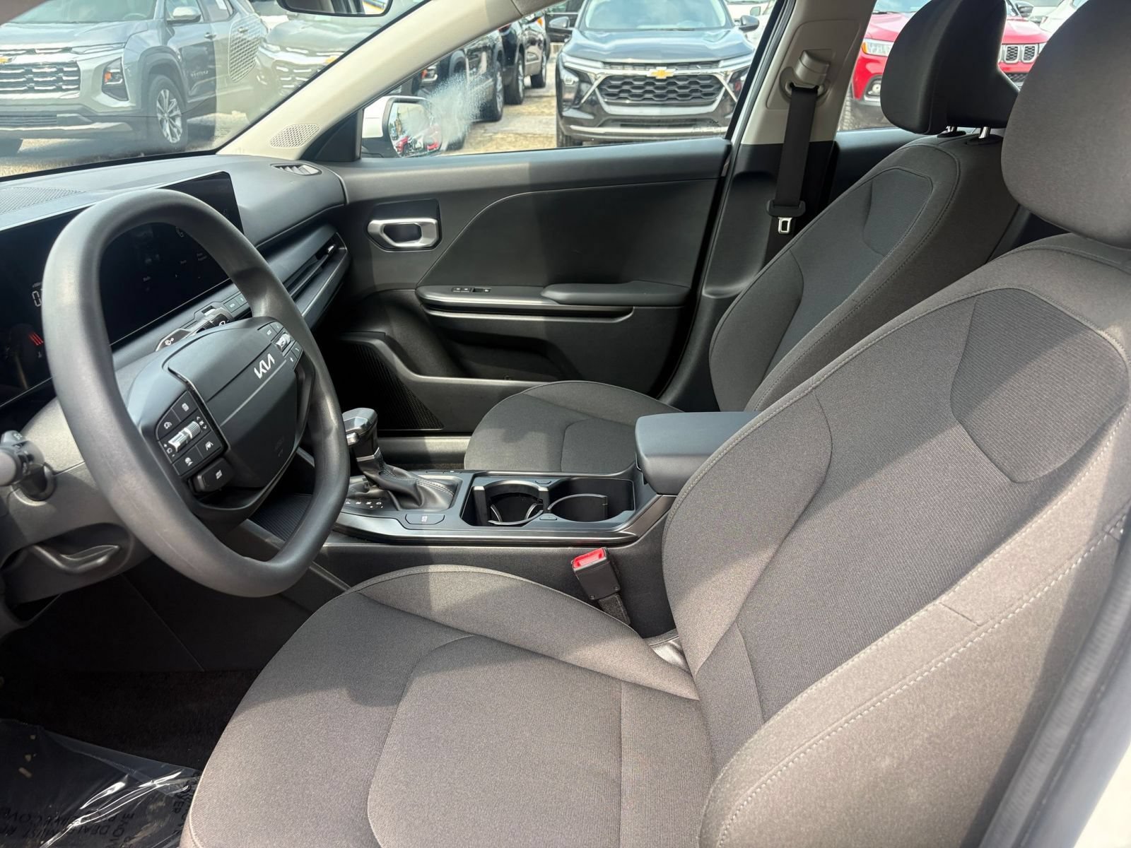Used 2026 Kia K4 FWD image 21