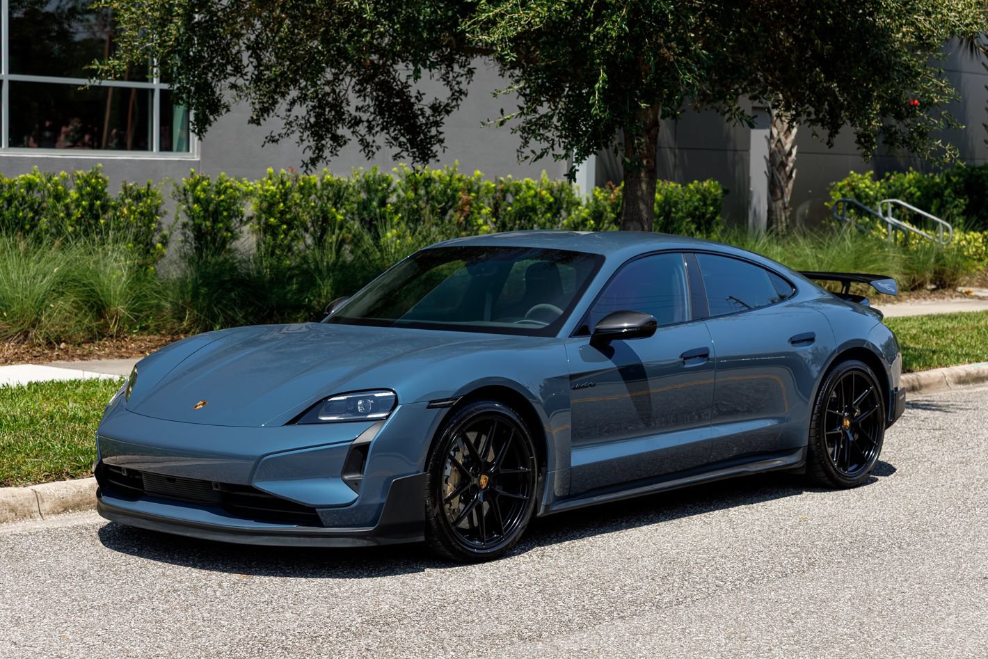 Used 2025 Porsche Taycan Turbo GT AWD/4WD image 24