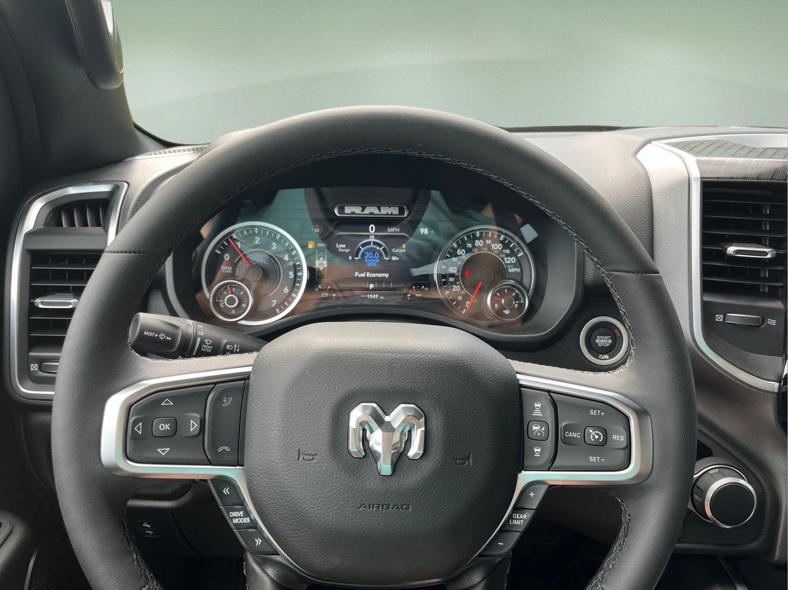 Used 2025 RAM 1500 Big Horn AWD/4WD image 16