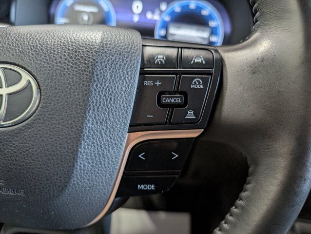 Used 2023 Toyota Crown AWD/4WD image 21