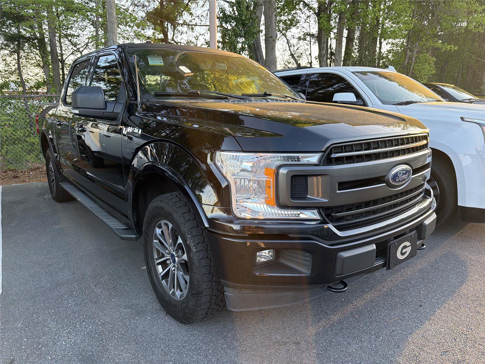 Used 2018 Ford F150 XLT w/ Equipment Group 302A Luxury image 3