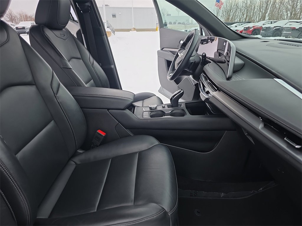Certified 2024 Cadillac XT4 Premium Luxury image 10