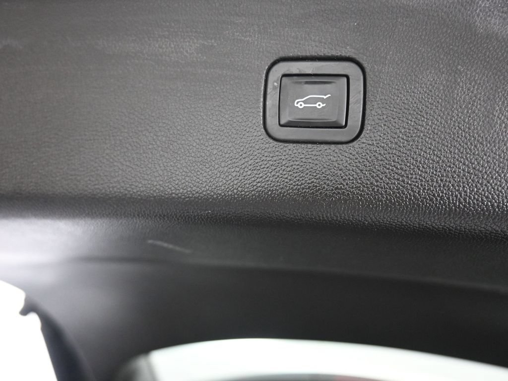 Used 2018 Buick Enclave Essence AWD/4WD image 56