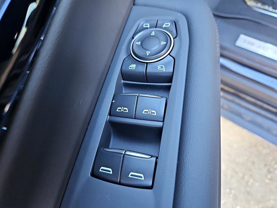 New 2026 Chevrolet Suburban High Country image 15