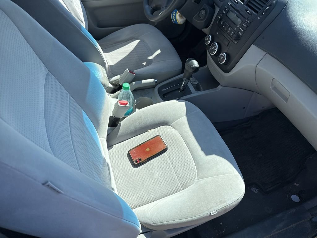 Used 2009 Kia Spectra EX image 8