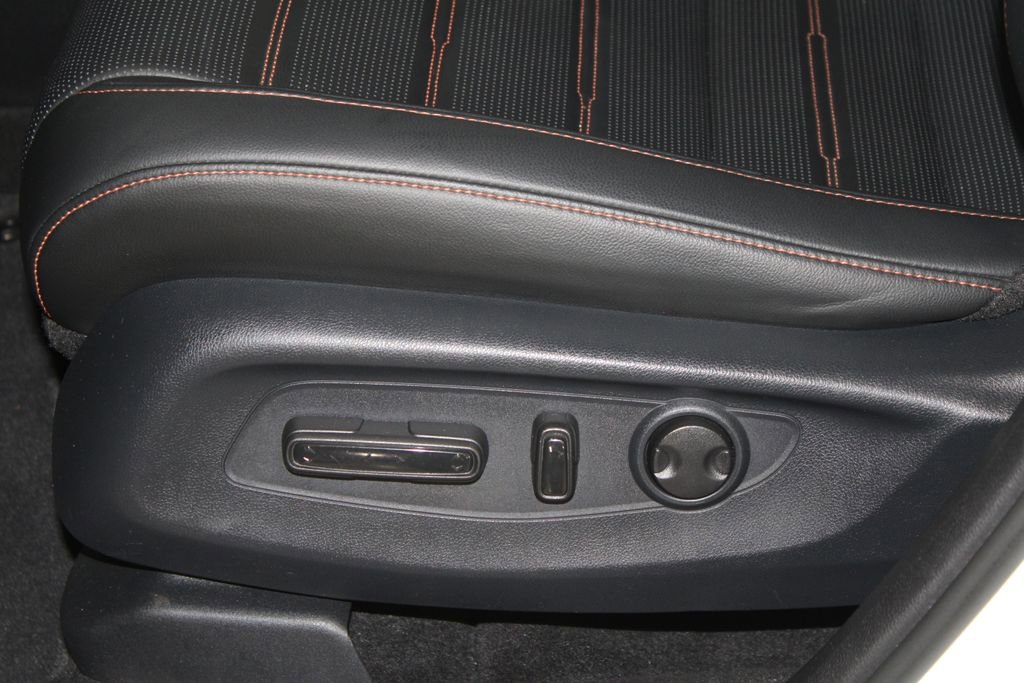 Used 2025 Honda CR-V Sport Touring image 13