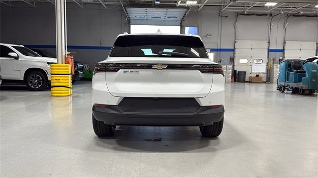 New 2026 Chevrolet Equinox EV LT image 5