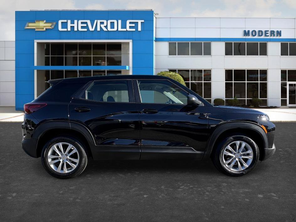 Certified 2023 Chevrolet TrailBlazer LS FWD image 2