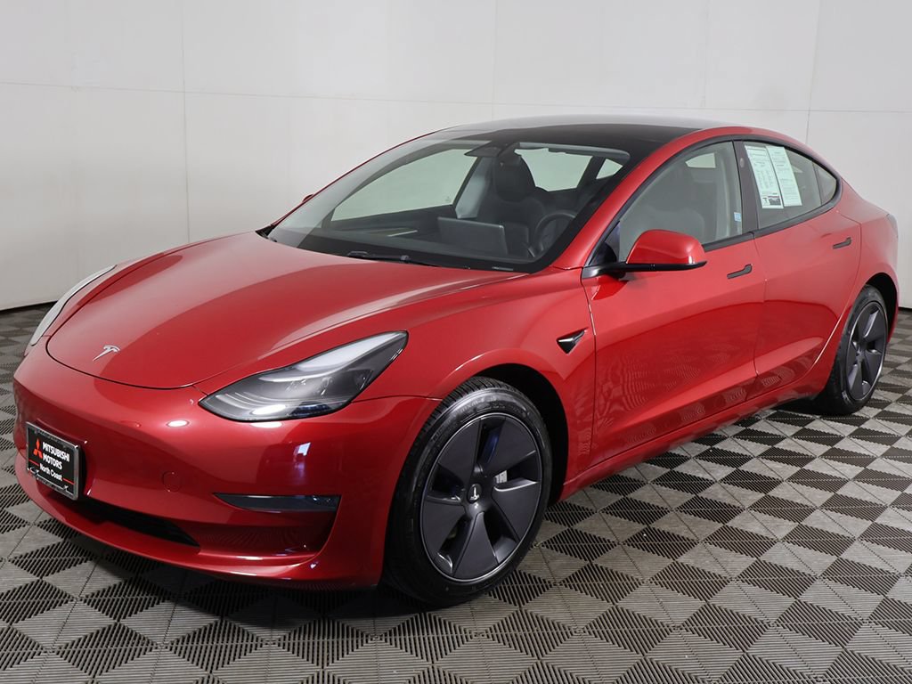 Used 2023 Tesla Model 3 Standard Range RWD image 8