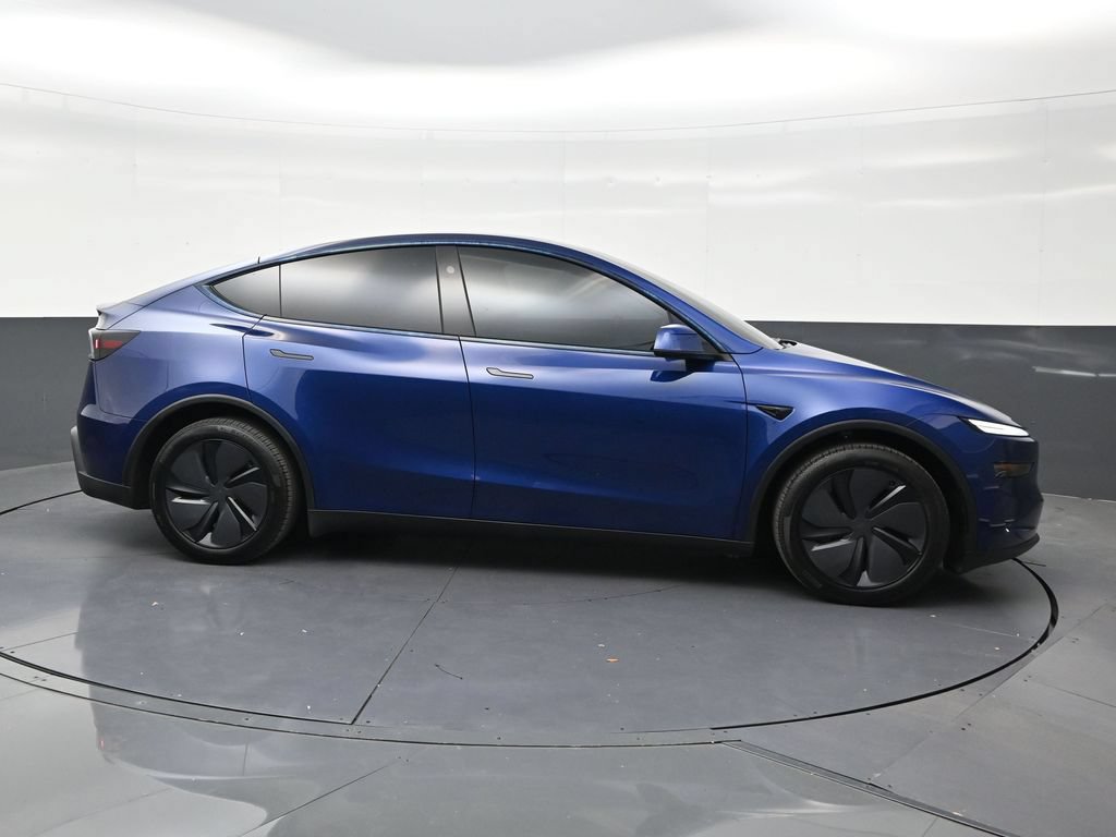 Used 2026 Tesla Model Y AWD image 6