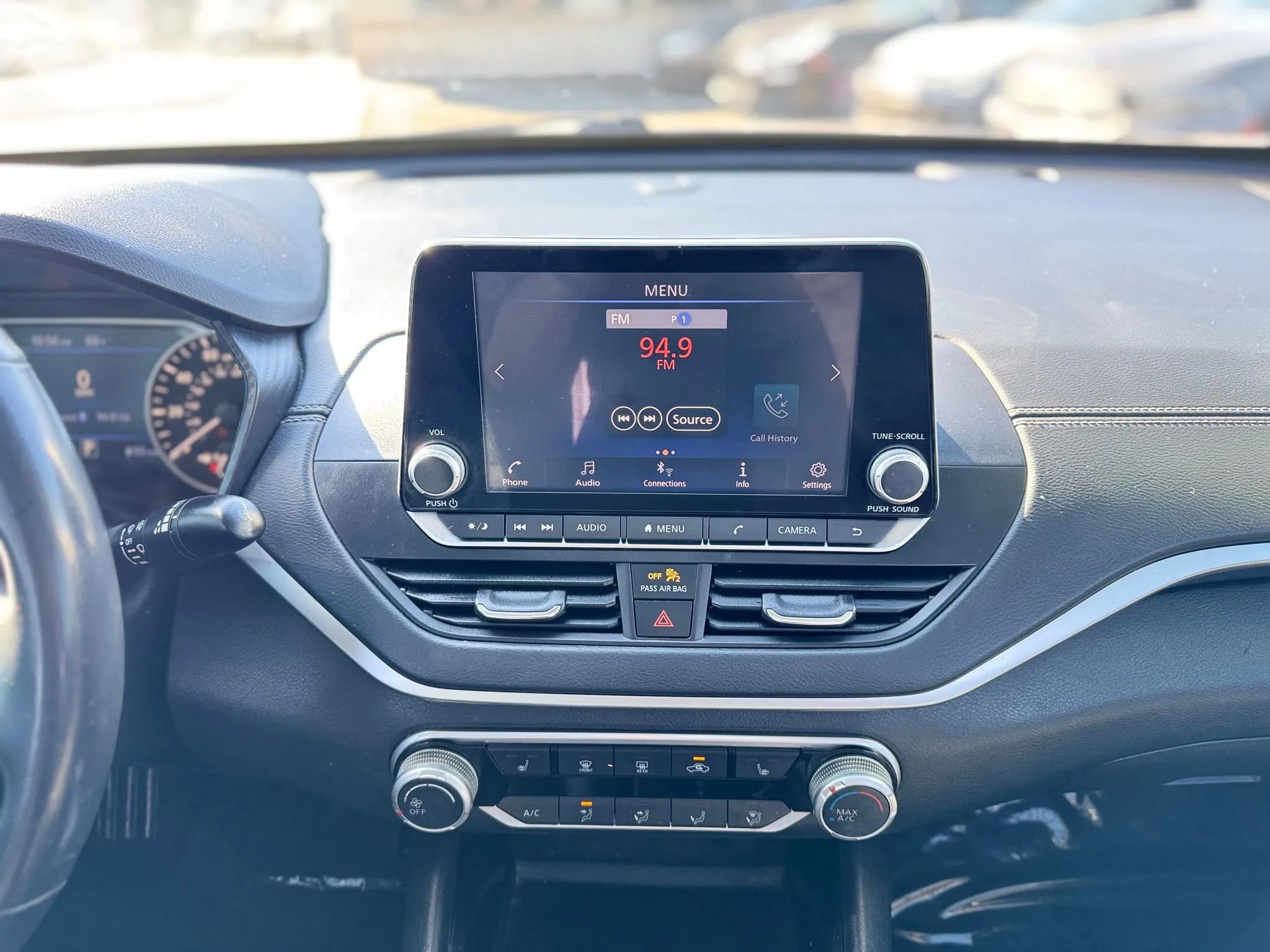 Used 2022 Nissan Altima 2.5 SV w/ SV Premium Package image 43