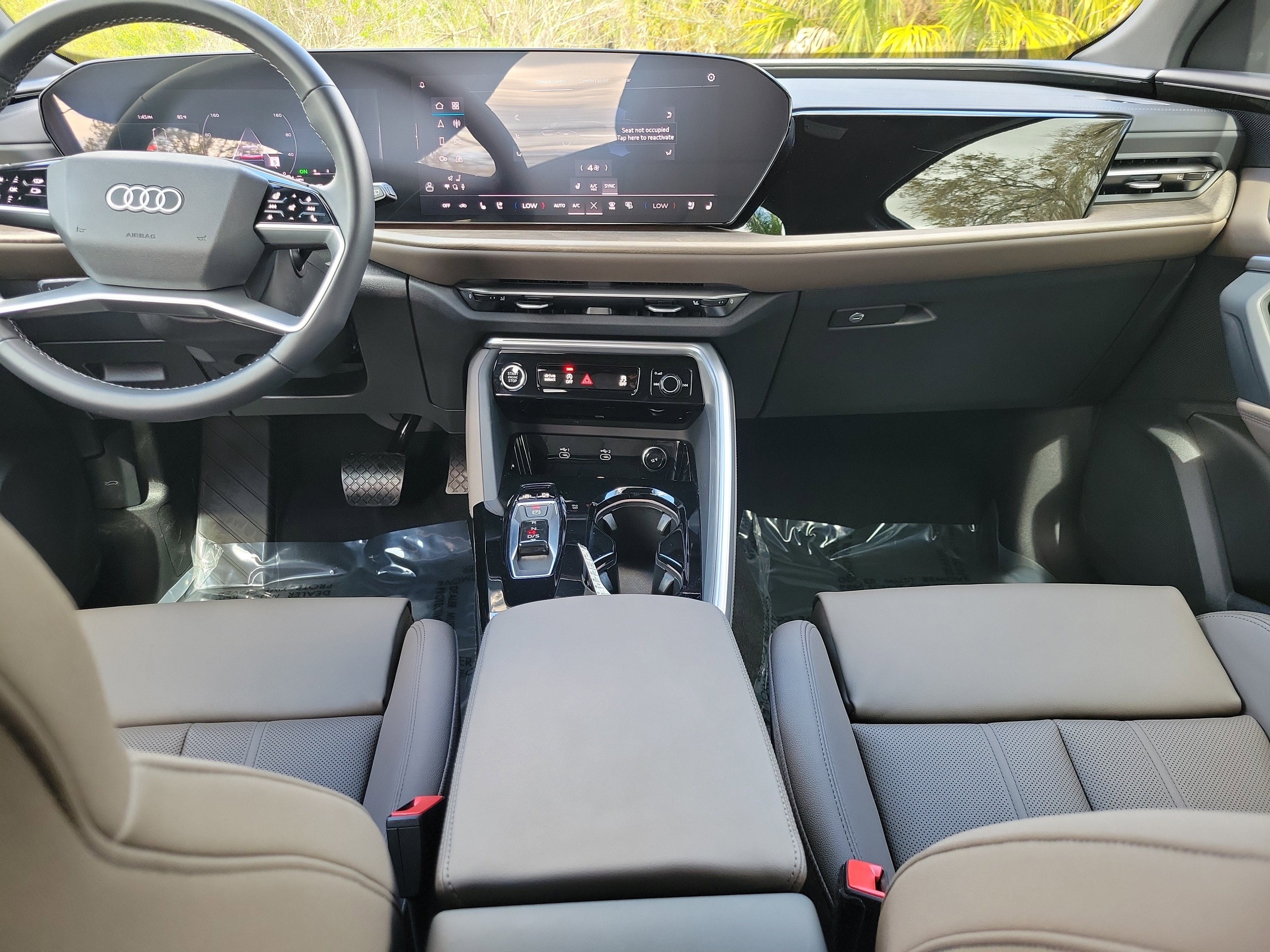 Certified 2025 Audi Q5 Premium Plus w/ Premium Plus image 14